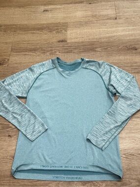 Lululemon Metal Vent Tech Long Sleeve Top Heathered Blue Green Athletic Running